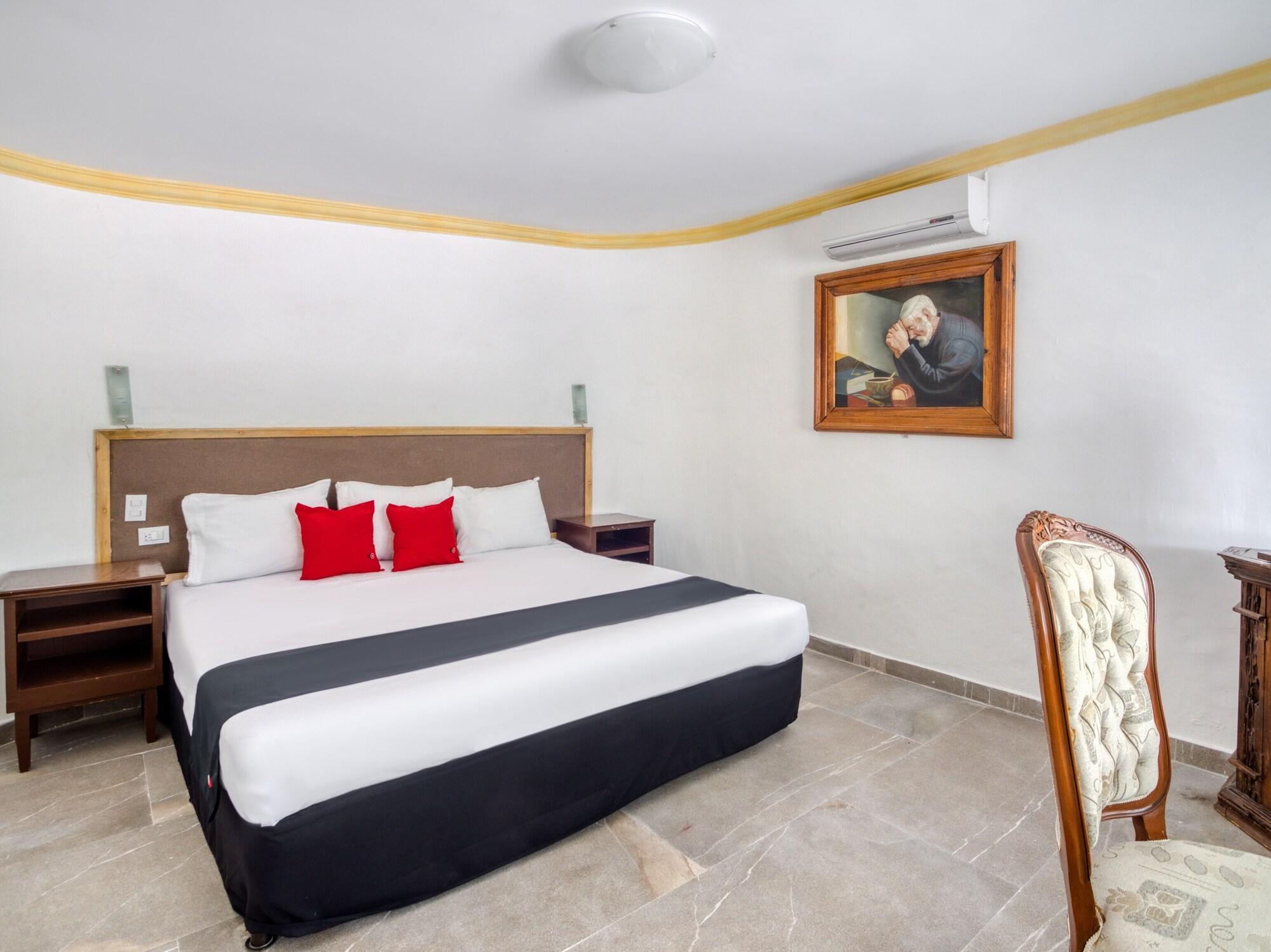 Capital O Gran Hotel Campestre Celaya  Eksteriør billede
