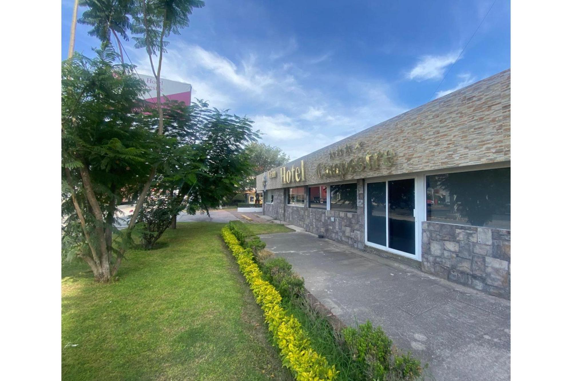 Capital O Gran Hotel Campestre Celaya  Eksteriør billede